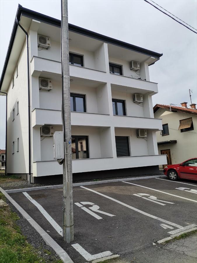 באניה לוקה City Break Apartment מראה חיצוני תמונה